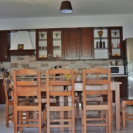 Heaven Guesthouse Корбени Экстерьер фото