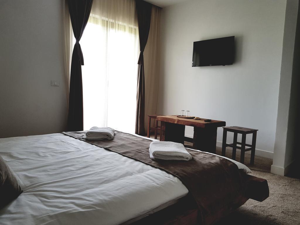 Heaven Guesthouse Корбени Экстерьер фото