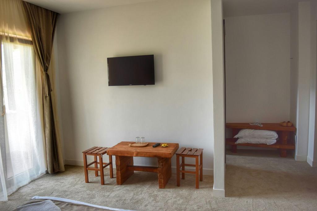 Heaven Guesthouse Корбени Экстерьер фото
