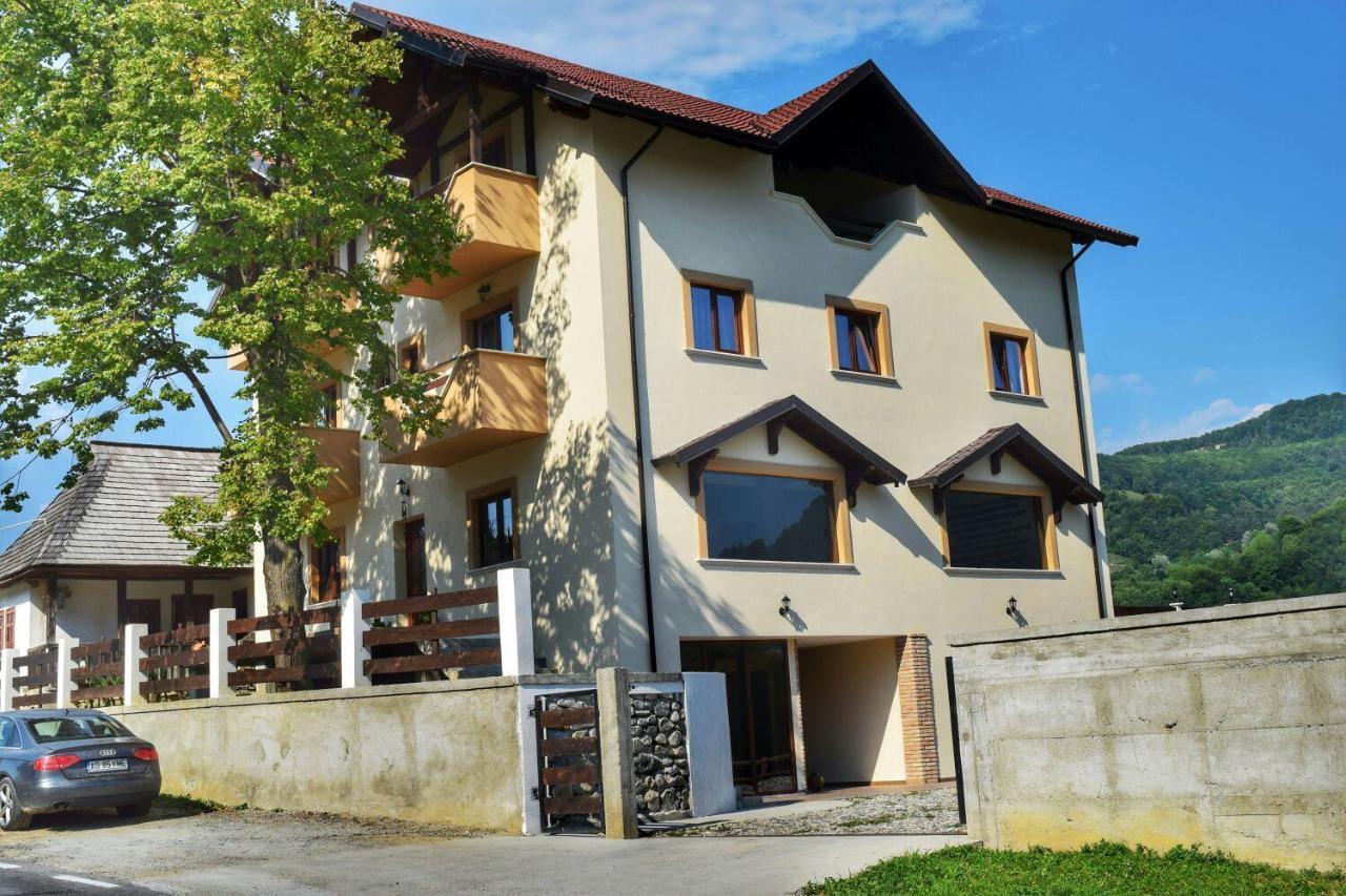 Heaven Guesthouse Корбени Экстерьер фото
