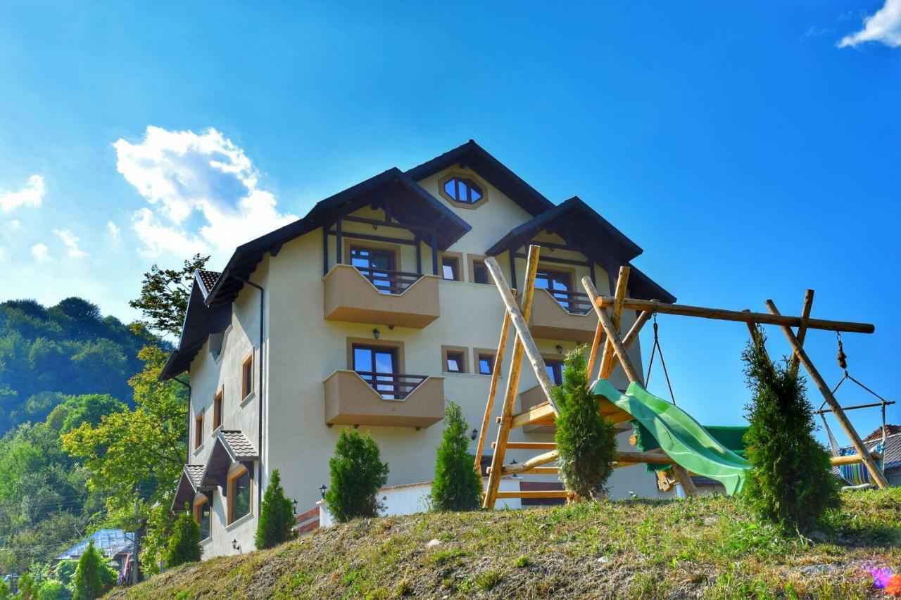 Heaven Guesthouse Корбени Экстерьер фото