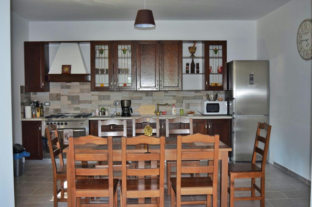 Heaven Guesthouse Корбени Экстерьер фото