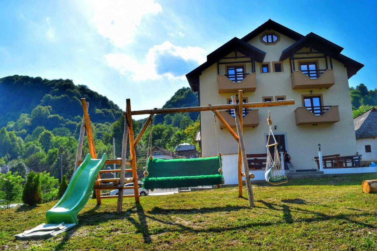 Heaven Guesthouse Корбени Экстерьер фото